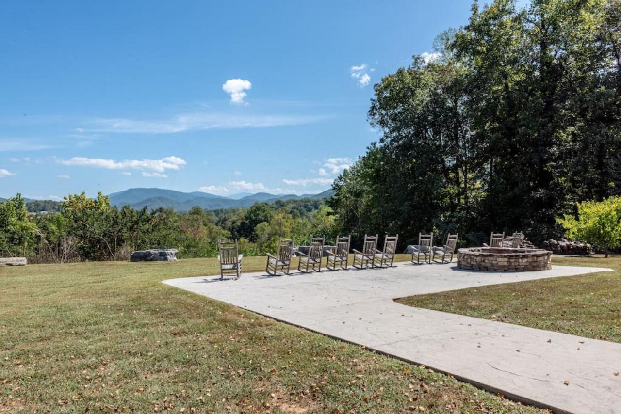 Modern Cades Cove Condo W Community Pool Townsend Exterior foto